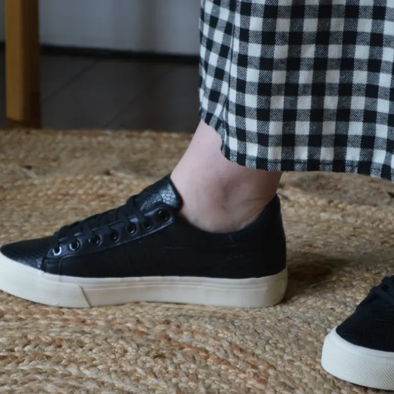 Gola Women's Trainers | Orchid II | Black Snake