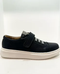 Petasil | Ryan 3 | Navy & Grey