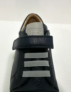 Petasil | Ryan 3 | Navy & Grey